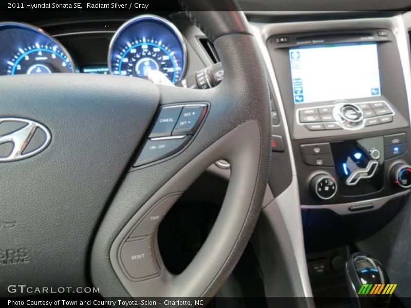 Radiant Silver / Gray 2011 Hyundai Sonata SE