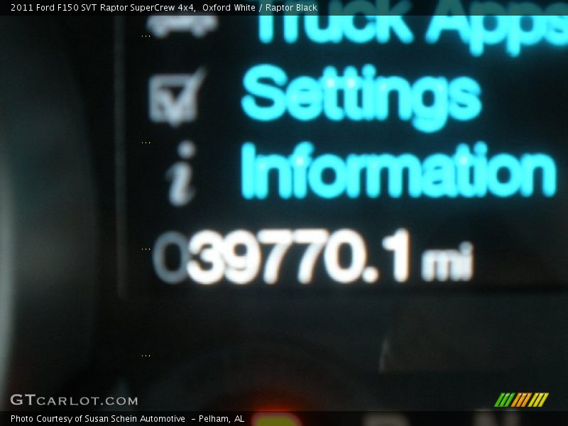 Oxford White / Raptor Black 2011 Ford F150 SVT Raptor SuperCrew 4x4
