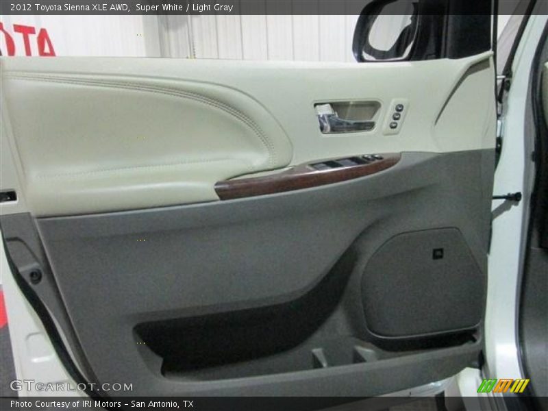 Super White / Light Gray 2012 Toyota Sienna XLE AWD