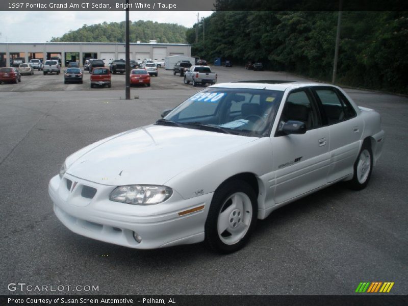 Bright White / Taupe 1997 Pontiac Grand Am GT Sedan