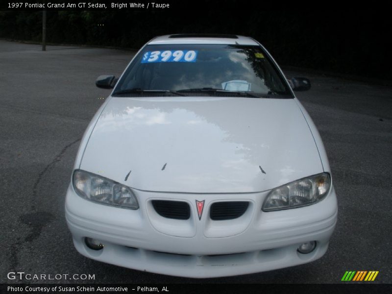 Bright White / Taupe 1997 Pontiac Grand Am GT Sedan