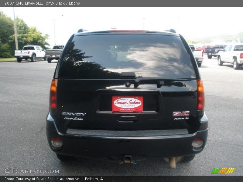 Onyx Black / Ebony 2007 GMC Envoy SLE