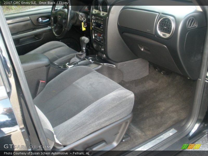 Onyx Black / Ebony 2007 GMC Envoy SLE