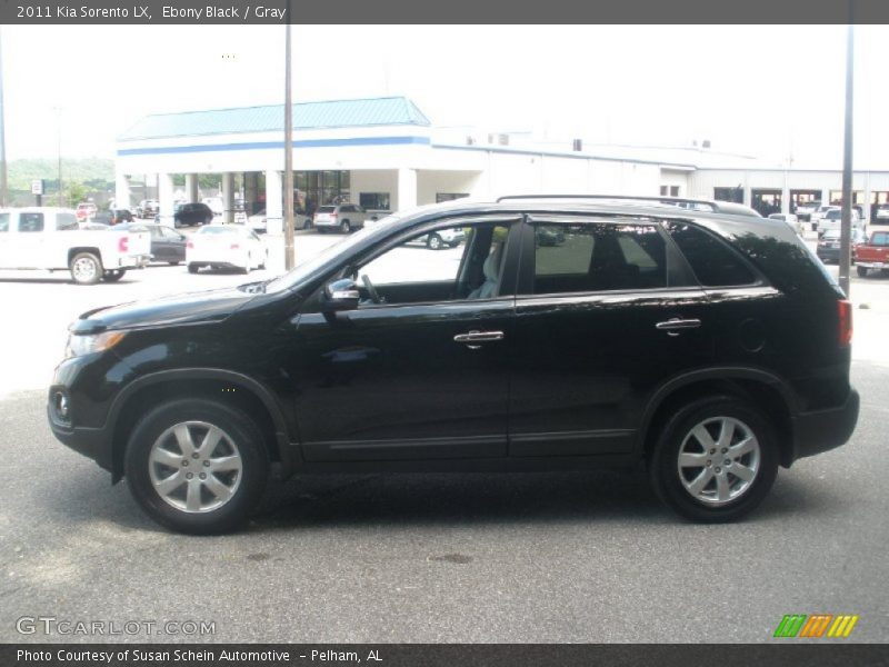 Ebony Black / Gray 2011 Kia Sorento LX
