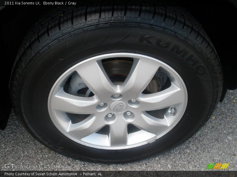 Ebony Black / Gray 2011 Kia Sorento LX