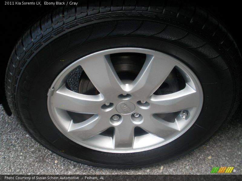 Ebony Black / Gray 2011 Kia Sorento LX