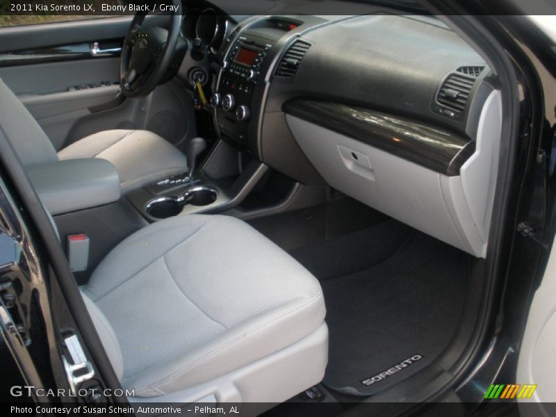 Ebony Black / Gray 2011 Kia Sorento LX