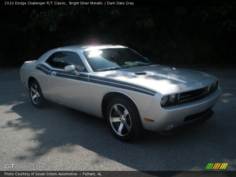 Bright Silver Metallic / Dark Slate Gray 2010 Dodge Challenger R/T Classic