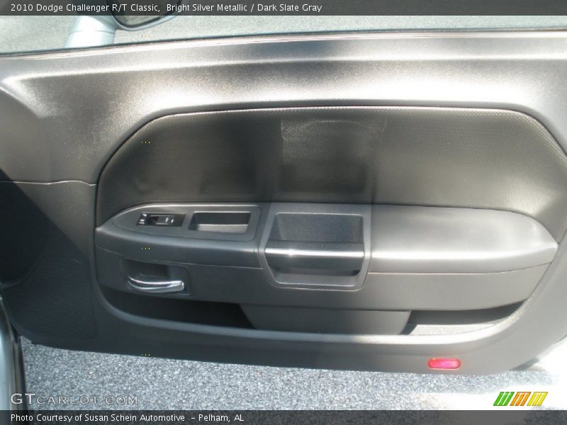 Bright Silver Metallic / Dark Slate Gray 2010 Dodge Challenger R/T Classic