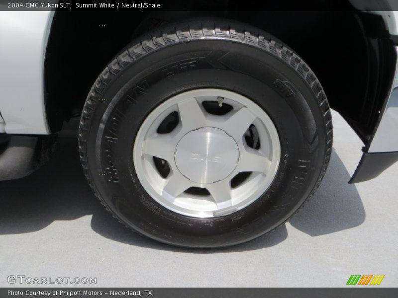 Summit White / Neutral/Shale 2004 GMC Yukon SLT