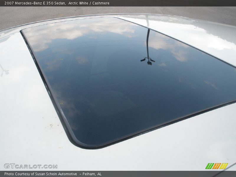Arctic White / Cashmere 2007 Mercedes-Benz E 350 Sedan