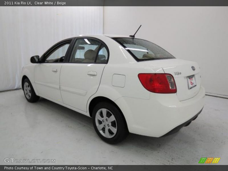 Clear White / Beige 2011 Kia Rio LX