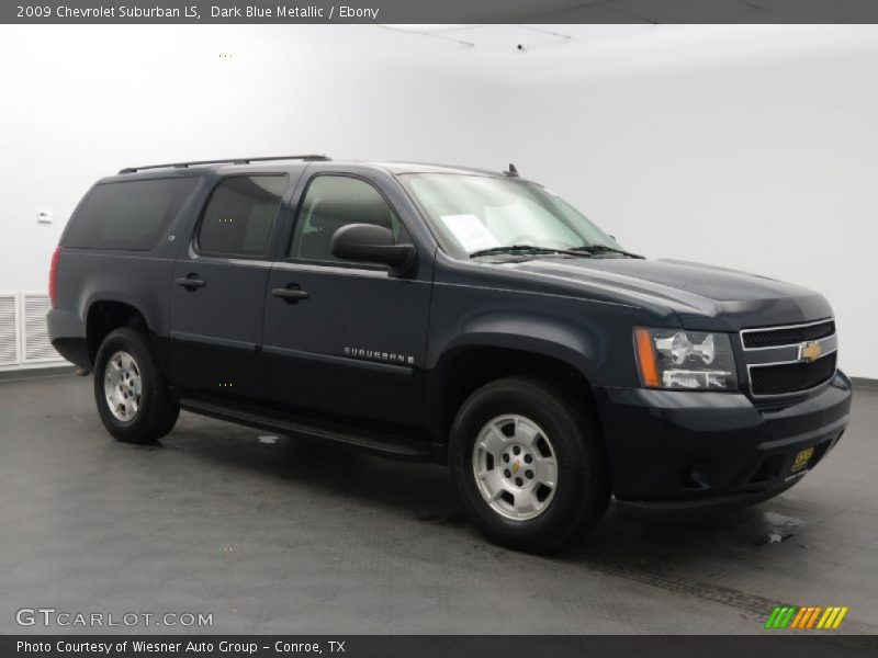 Front 3/4 View of 2009 Suburban LS
