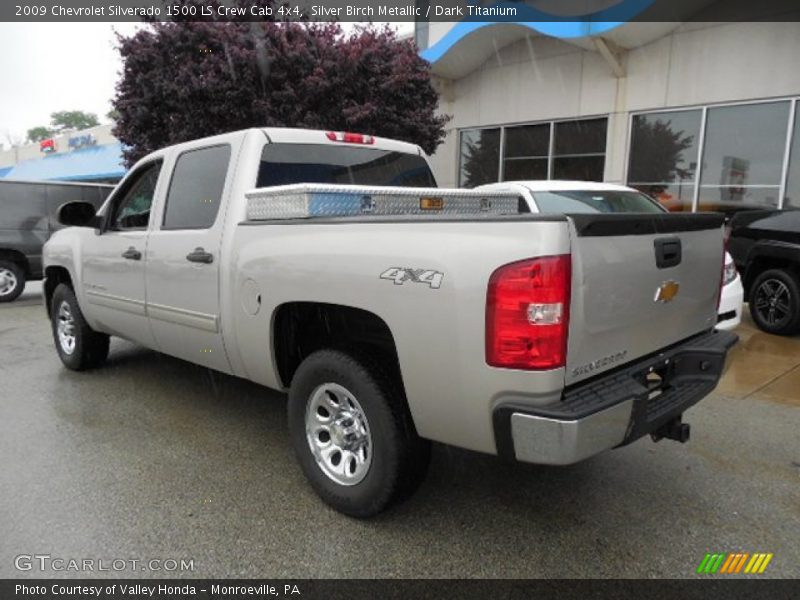 Silver Birch Metallic / Dark Titanium 2009 Chevrolet Silverado 1500 LS Crew Cab 4x4