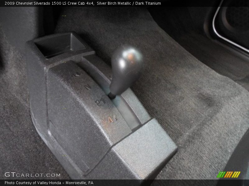 Silver Birch Metallic / Dark Titanium 2009 Chevrolet Silverado 1500 LS Crew Cab 4x4