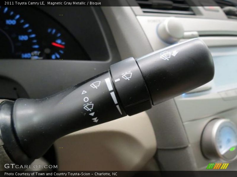 Controls of 2011 Camry LE