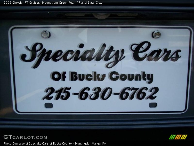 Magnesium Green Pearl / Pastel Slate Gray 2006 Chrysler PT Cruiser