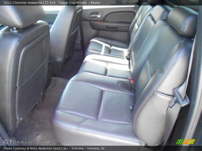 Taupe Gray Metallic / Ebony 2011 Chevrolet Avalanche LTZ 4x4