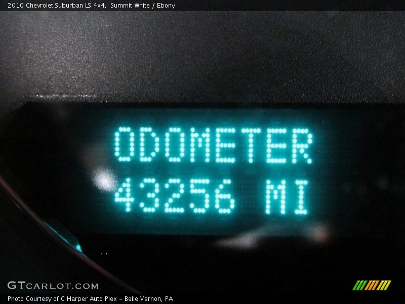 Summit White / Ebony 2010 Chevrolet Suburban LS 4x4