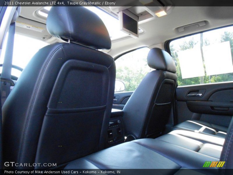 Taupe Gray Metallic / Ebony 2011 Chevrolet Avalanche LTZ 4x4