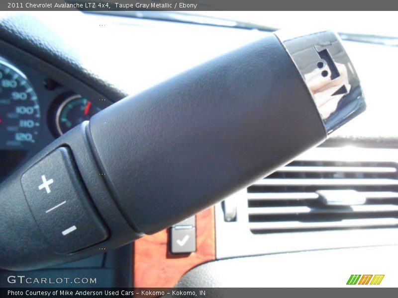 Taupe Gray Metallic / Ebony 2011 Chevrolet Avalanche LTZ 4x4