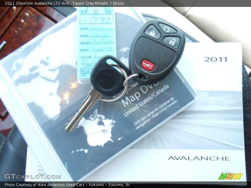 Taupe Gray Metallic / Ebony 2011 Chevrolet Avalanche LTZ 4x4
