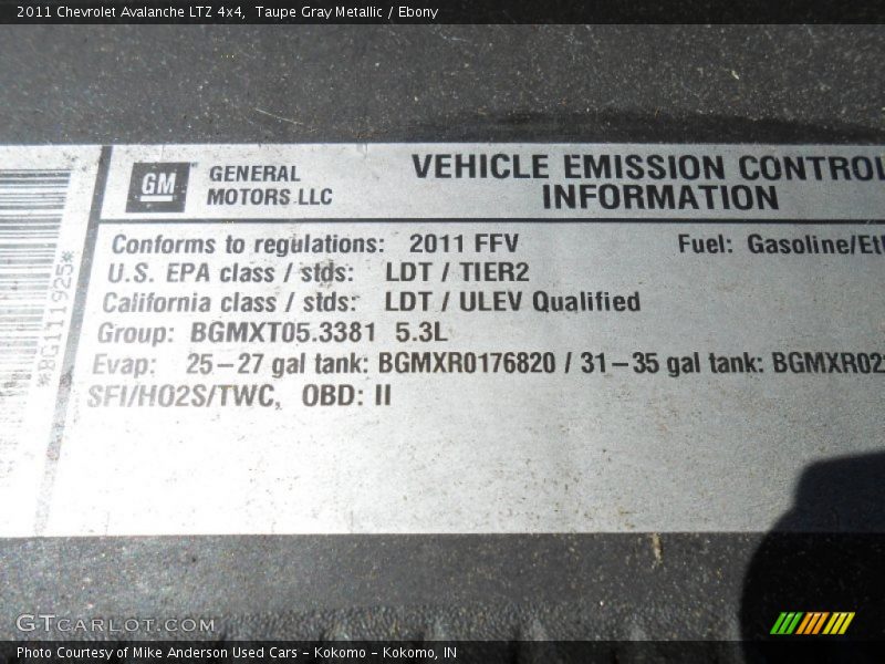 Taupe Gray Metallic / Ebony 2011 Chevrolet Avalanche LTZ 4x4