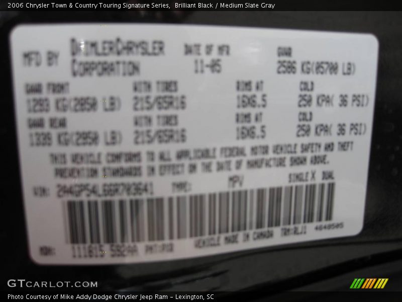 Brilliant Black / Medium Slate Gray 2006 Chrysler Town & Country Touring Signature Series