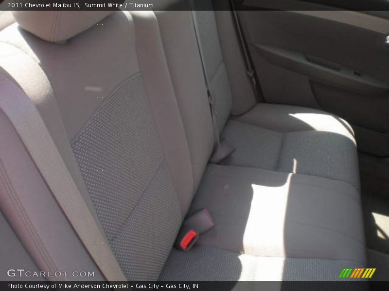 Summit White / Titanium 2011 Chevrolet Malibu LS