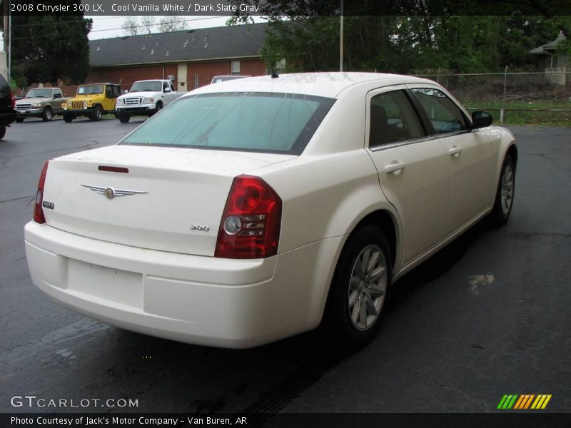 Cool Vanilla White / Dark Slate Gray 2008 Chrysler 300 LX
