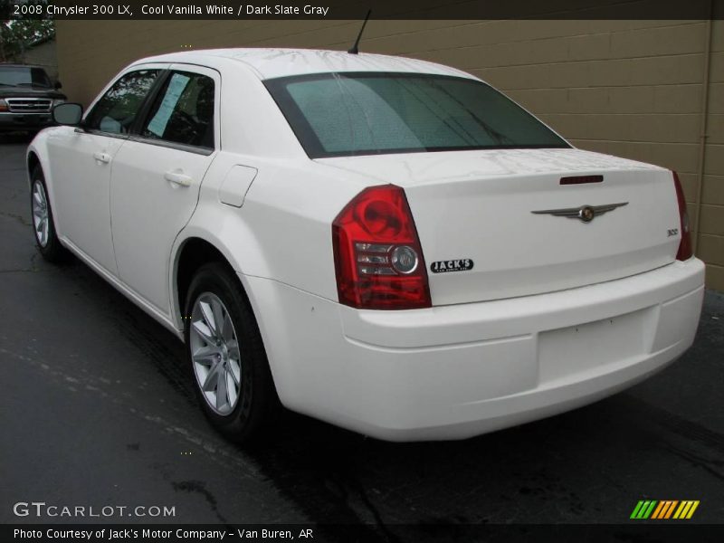 Cool Vanilla White / Dark Slate Gray 2008 Chrysler 300 LX