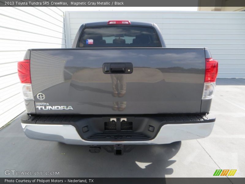 Magnetic Gray Metallic / Black 2013 Toyota Tundra SR5 CrewMax