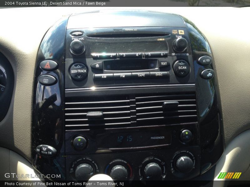 Desert Sand Mica / Fawn Beige 2004 Toyota Sienna LE