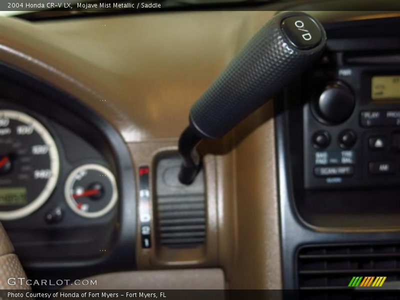 Mojave Mist Metallic / Saddle 2004 Honda CR-V LX