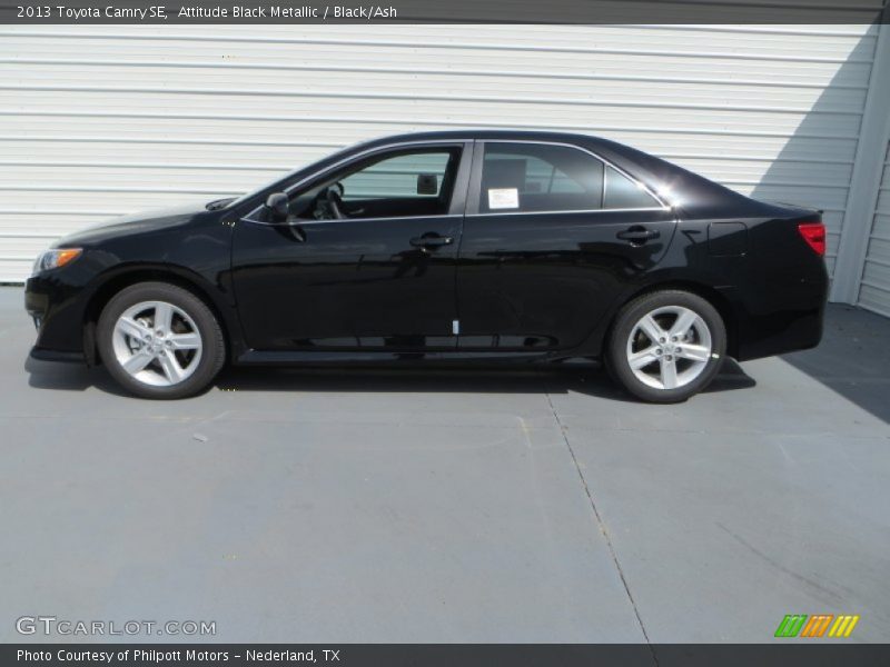 Attitude Black Metallic / Black/Ash 2013 Toyota Camry SE