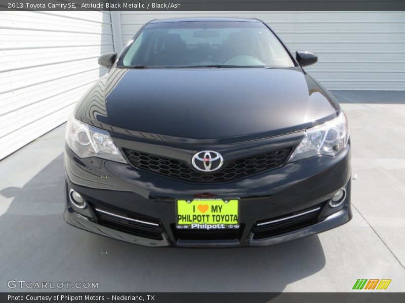 Attitude Black Metallic / Black/Ash 2013 Toyota Camry SE