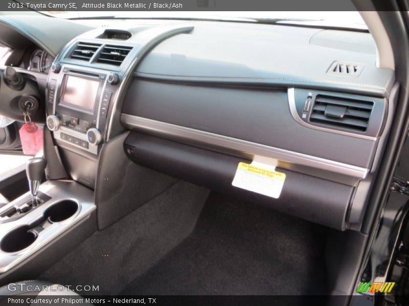 Attitude Black Metallic / Black/Ash 2013 Toyota Camry SE