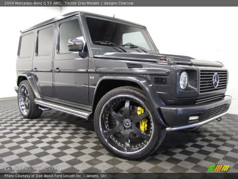 Front 3/4 View of 2004 G 55 AMG