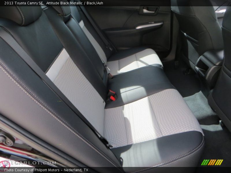 Attitude Black Metallic / Black/Ash 2013 Toyota Camry SE