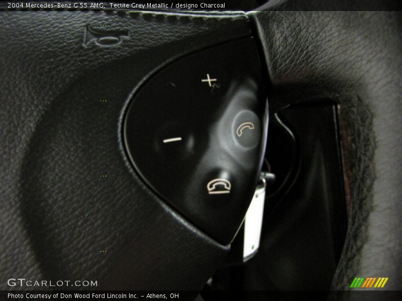 Controls of 2004 G 55 AMG