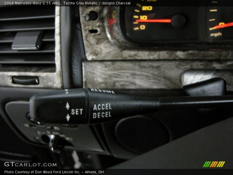Controls of 2004 G 55 AMG