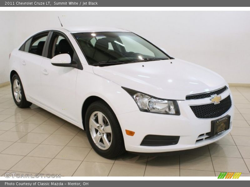 Summit White / Jet Black 2011 Chevrolet Cruze LT