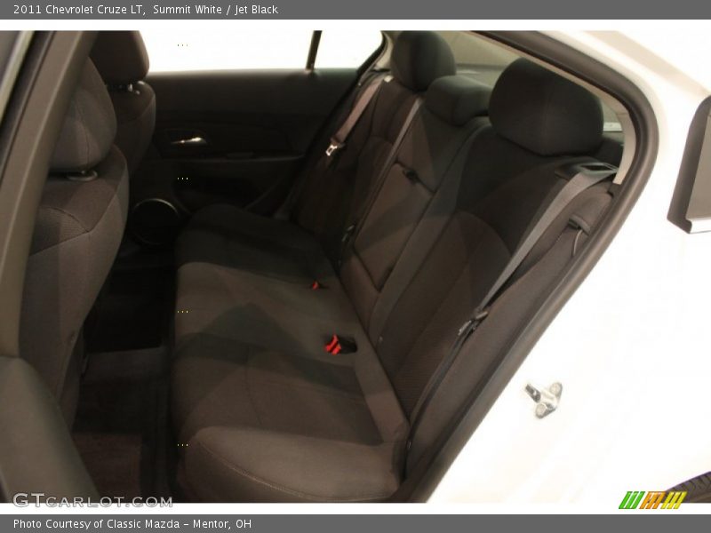 Summit White / Jet Black 2011 Chevrolet Cruze LT