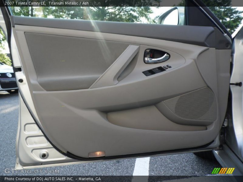 Titanium Metallic / Ash 2007 Toyota Camry LE