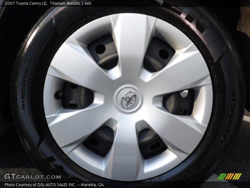 Titanium Metallic / Ash 2007 Toyota Camry LE