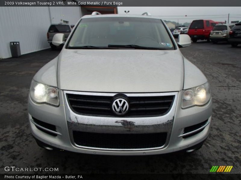 White Gold Metallic / Pure Beige 2009 Volkswagen Touareg 2 VR6