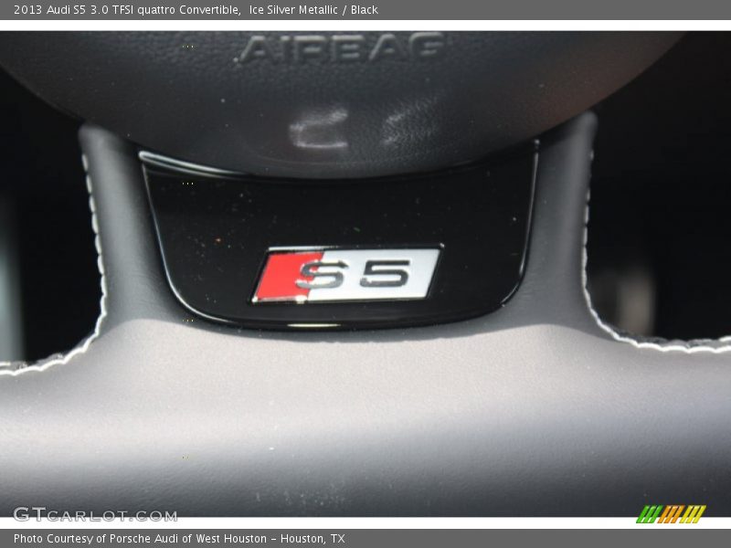  2013 S5 3.0 TFSI quattro Convertible Logo
