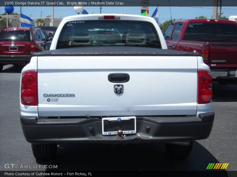 Bright White / Medium Slate Gray 2005 Dodge Dakota ST Quad Cab