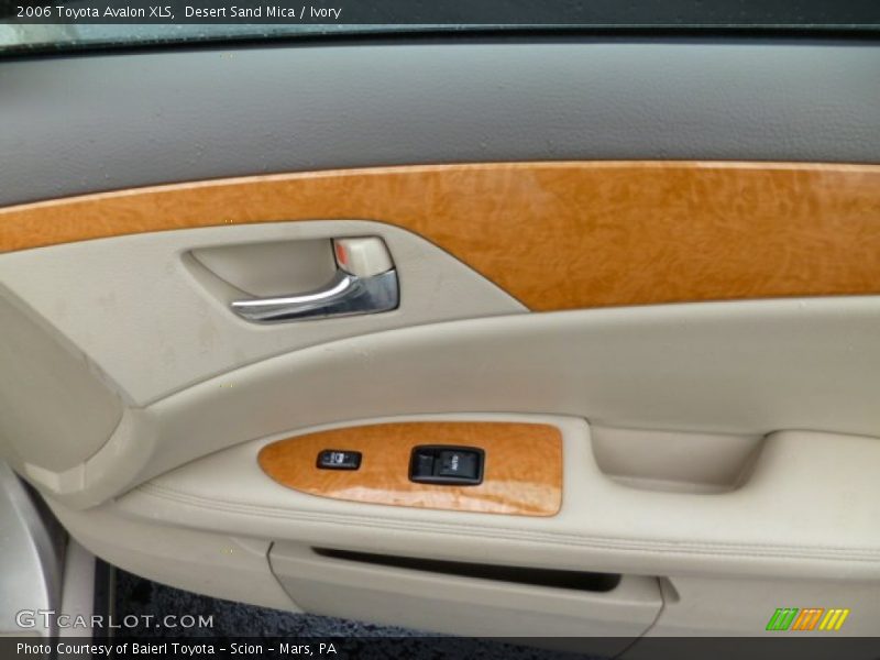 Desert Sand Mica / Ivory 2006 Toyota Avalon XLS