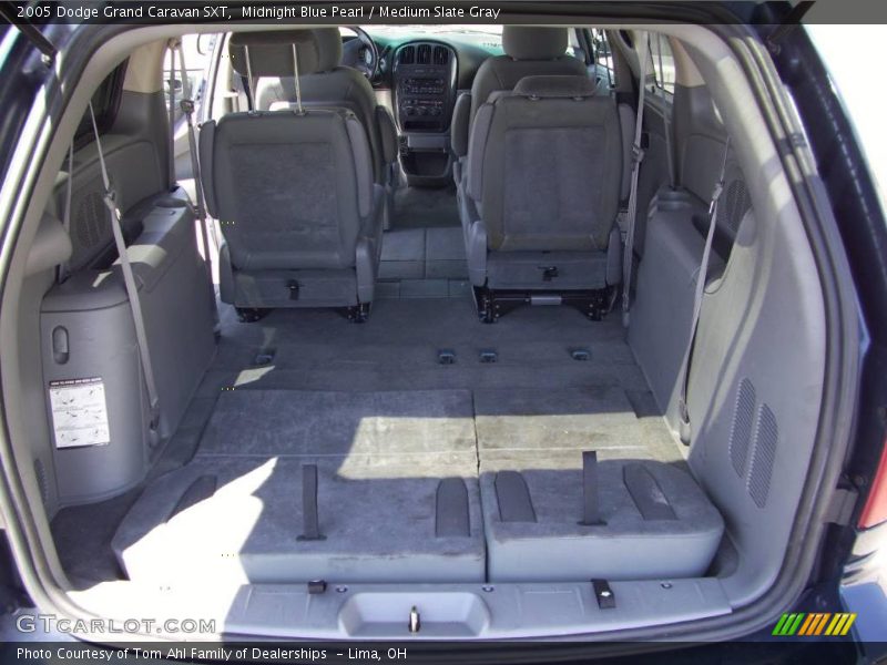 Midnight Blue Pearl / Medium Slate Gray 2005 Dodge Grand Caravan SXT